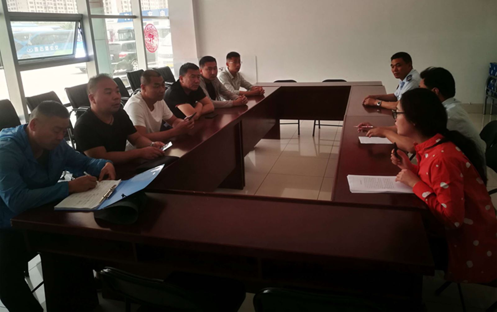 公交集團(tuán)經(jīng)營(yíng)發(fā)展事業(yè)部從嚴(yán)抓好新進(jìn)駕駛員崗前培訓(xùn)工作